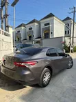 Toyota Camry 2018 Launin]='Gray - 5