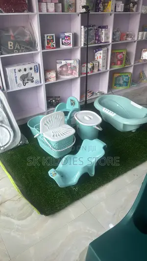 8-in-1 Baby Bath Set da aka shigo da shi