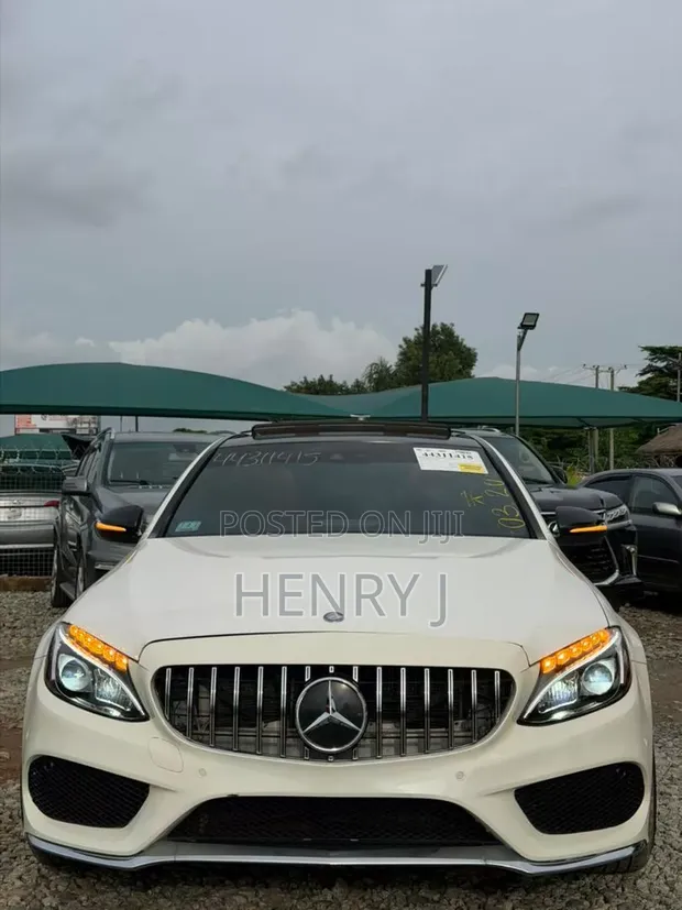 Mercedes-Benz C400 4Matic AWD Sedan 2015 White - 1