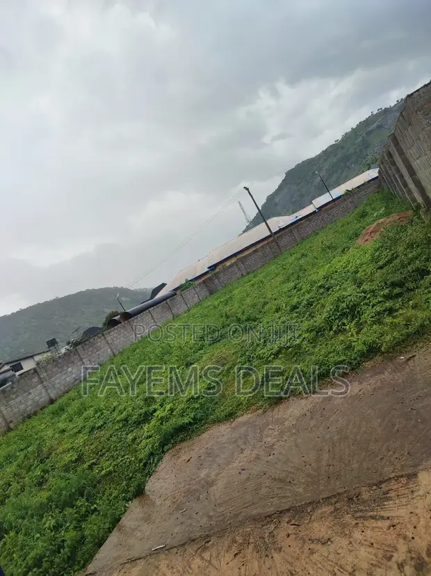 Filin Kasuwa a Dawaki, Gwarimpa - 1