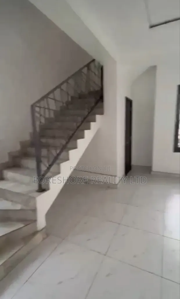 4 Bedroom Duplex for Rent in Ilupeju Estate - 1