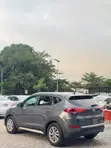 Hyundai Tucson Sport FWD SUV 2017 - Launin Fari - 5