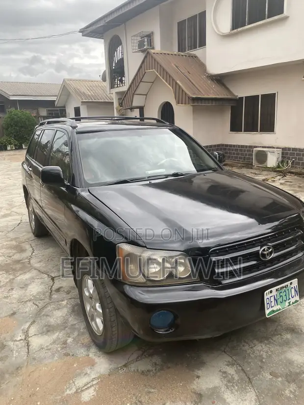 Toyota Highlander Base FWD 2003 Black - 1