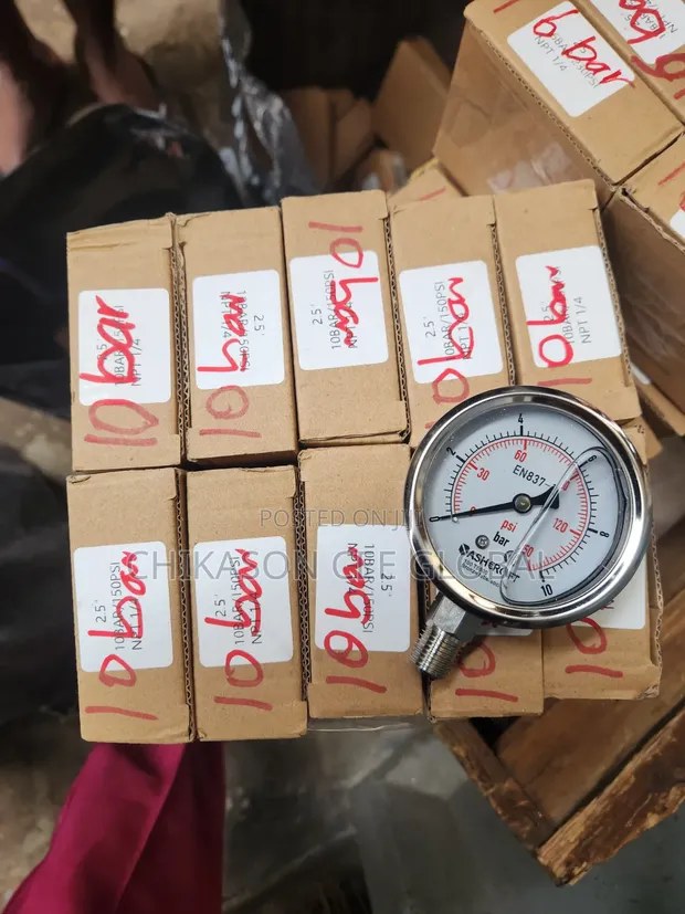 16 Bar Pressure Gauge - Brand New - 1