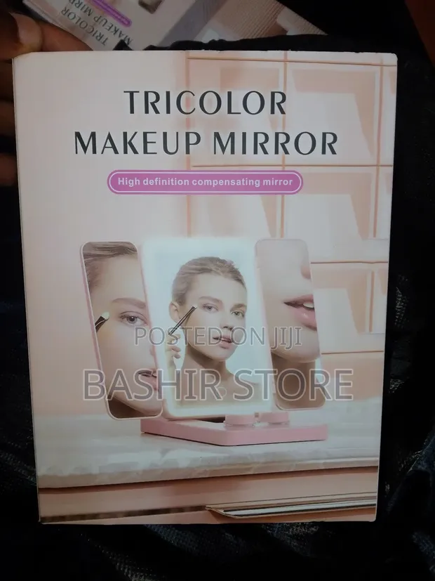 Tricolor LED Makeup Mirror with 3 Folding Panels - 1
