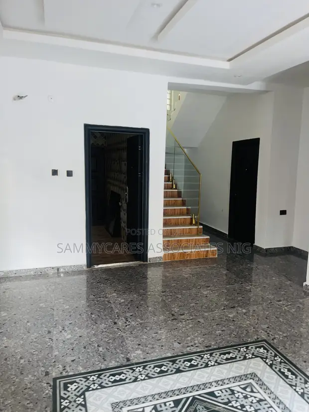 Furnished 5-Bedroom Duplex for Sale in Owerri - 1