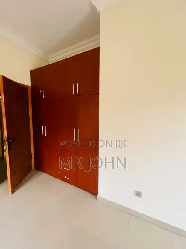 3 Bedroom Apartment for Rent in Ikota Villa Owo PR, Lekki - 1