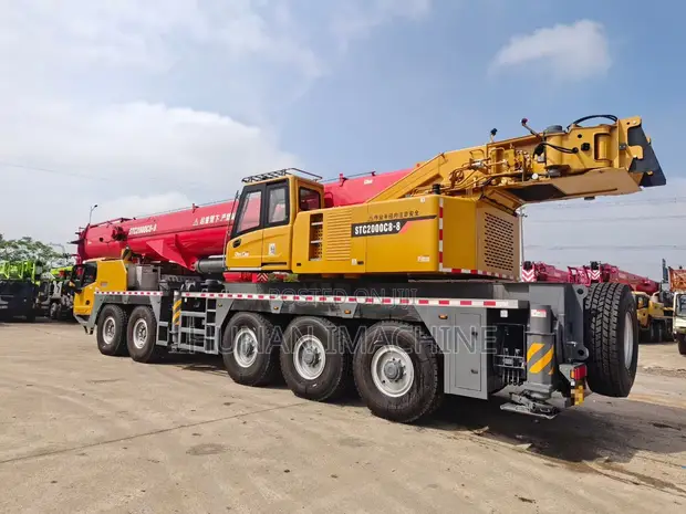 Foreign Used SANY STC2000C8-8 200 Ton Truck Crane (2025) - 1