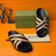 Slippers Na Farko Na Gucci Na Gaskiya - 1