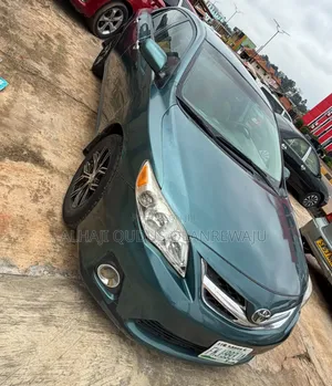 2010 Toyota Camry LE Sedan - Blue