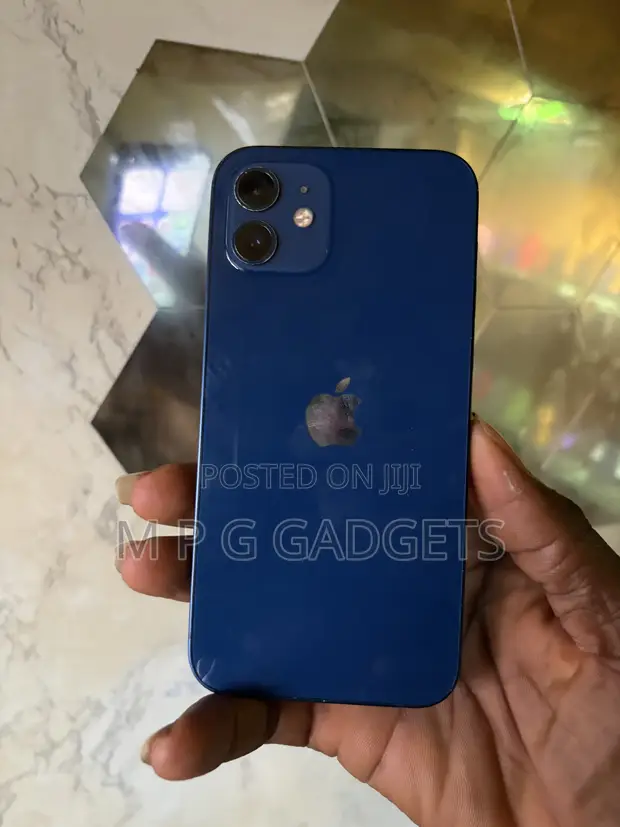 Apple iPhone 12 64GB Blue - 1