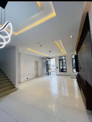 5 Bedroom Luxury Duplex with BQ & Pool in Lekki