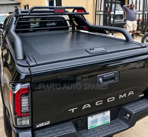 4x4 Iron Bar Spoiler & Metal Roller Cover na Toyota Tacoma