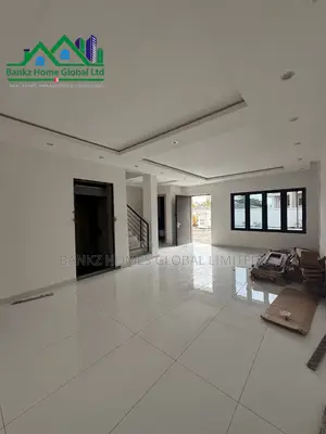 4-Bedroom Duplex a Ikoyi don Sawa