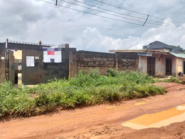 3-Bedroom Bungalow a Sayarwa a Adeyemo Estate, Ita Oluwo - 1