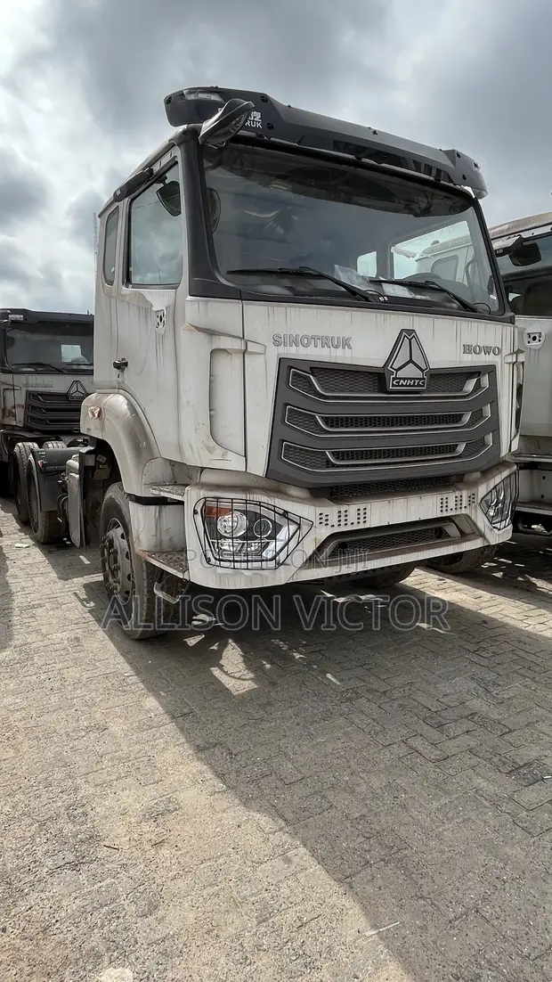 Brand New CNHTC Howo Tractor Unit - 371 HP - 1