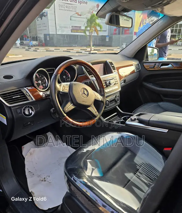 Mercedes-Benz ML 550 4Matic 2013 Black - 1