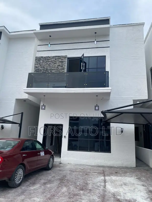 4 Bedroom Duplex for Sale in Ikota Main GRA, Lekki - 1