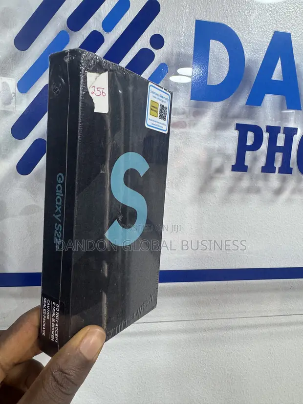 New Samsung Galaxy S22+ 5G 256GB - 1