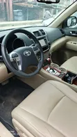 Toyota Highlander 2013 White - 4