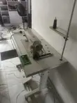 Hudong Industrial Straight-Stitch Sewing Machine tare da Tsarin Tebur - 1