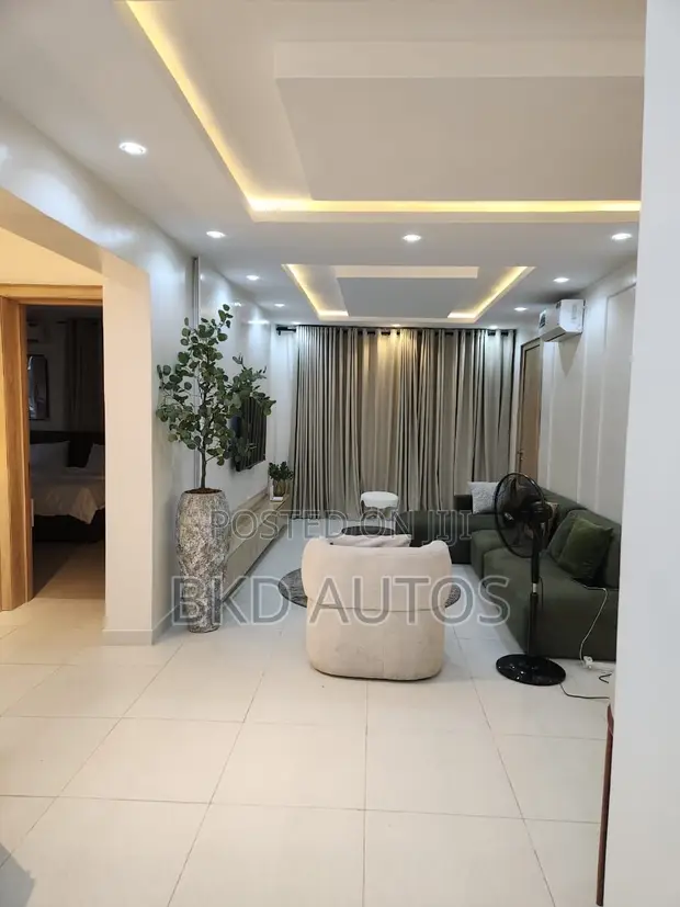Gidan Sauyi na Bedroom 3 a Maryland, Ikeja - 1