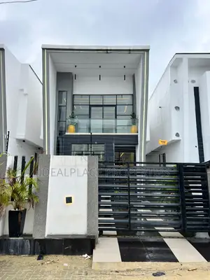 5 Bedroom Duplex with Pool & Gym in Ajah