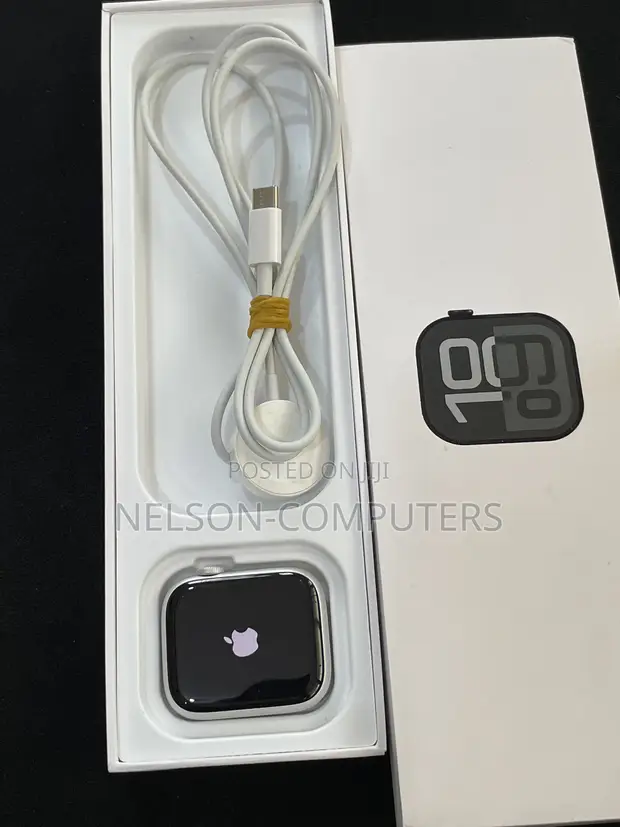 Apple Watch Series 9 45mm Open Box - 1