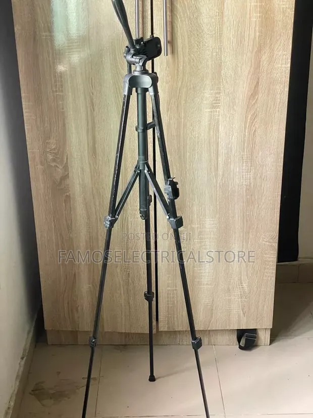 ACE Phone and Camera Tripod Stand (Used) - 1