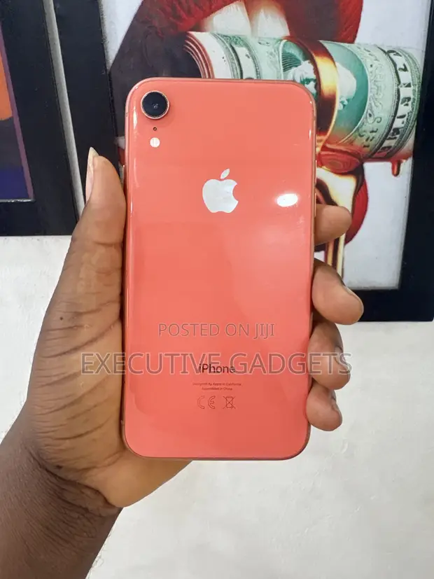 Apple iPhone XR 64GB Orange - 1