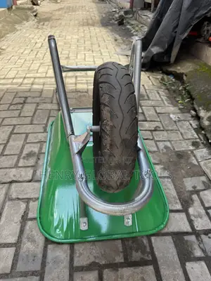 Heavy Duty Construction Wheelbarrow