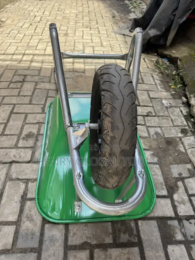 Heavy Duty Wheelbarrow / Construction Wheelbarrow - 1