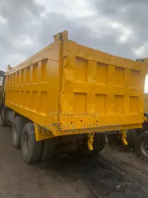 CNHTC Howo Dump Truck - Distress Sale