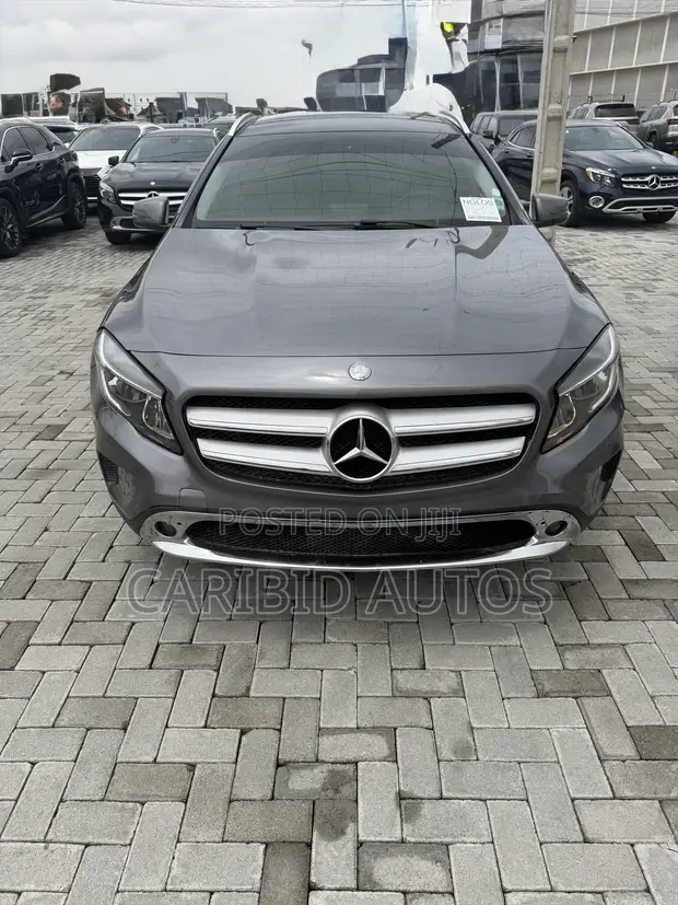 Mercedes-Benz GLA 250 2015 Grey - 1