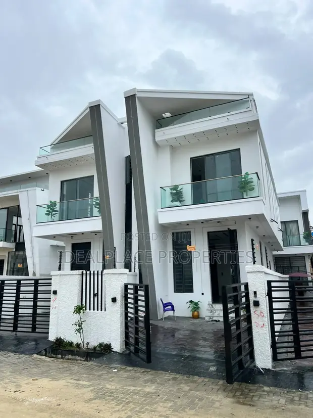 4 Bedroom Duplex for Sale in Ajah - 1