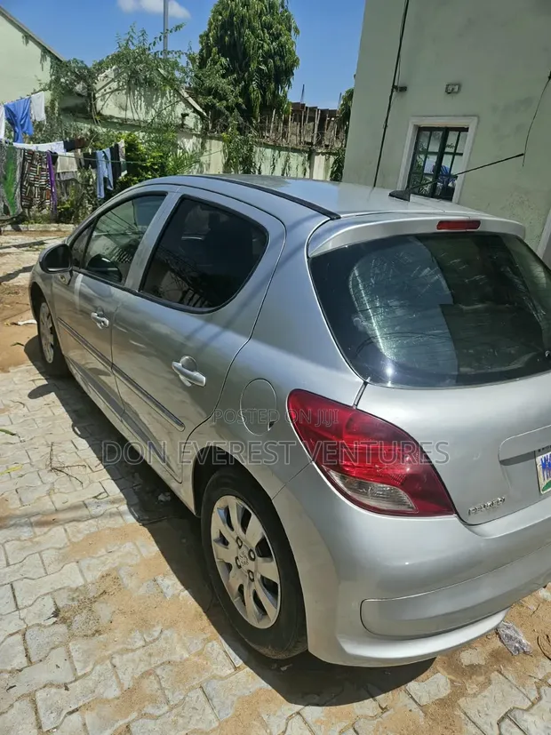 Peugeot 207 1.4 XR 2009 Silver - 1