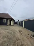 3-Bedroom Bungalow da 2-Bedroom Flat a Alakia, Ibadan - 3