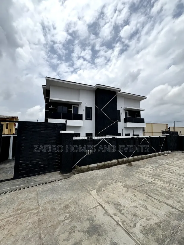 Newly Built 5-Bedroom Duplex (Twin Block) for Sale, Eleyele Ibadan - 1