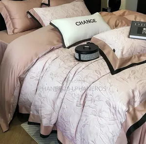 Brand New Home Interiors White Duvet Cover Set (7x7)