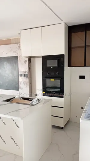 Furnished 2-Bedroom Maisonette in Lekki Phase 1 for Sale