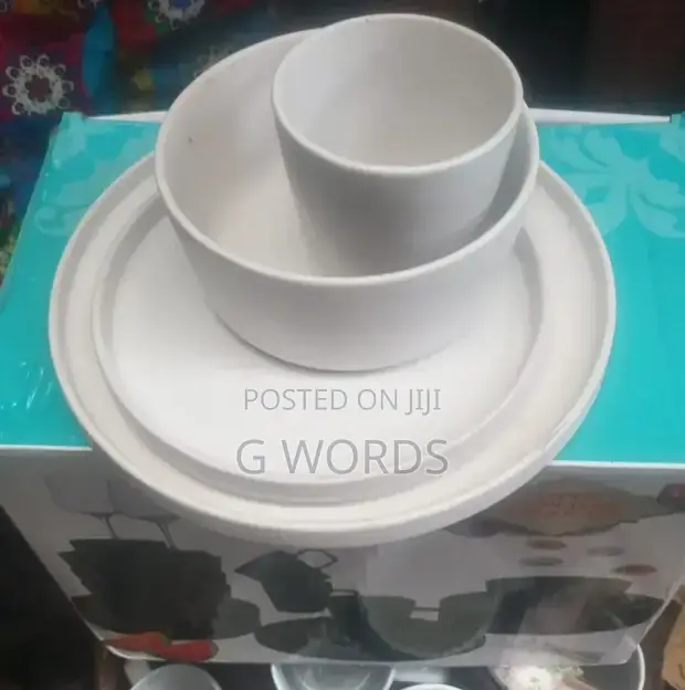 Brand New 16-Piece Dinner Set - White - 1