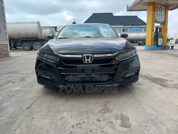2018 Honda Accord Touring - Foreign Used - 1