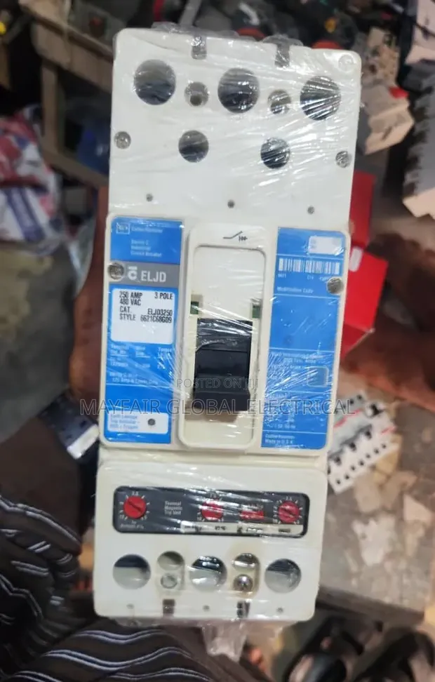 Eaton/Cutler-Hammer 250A 3-Pole Circuit Breaker na Masana'antu - 1