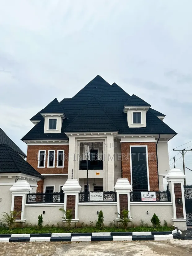 7-Bedroom Penthouse Duplex with BQ in Karsana Estate - 1