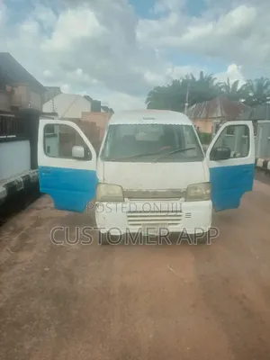 Suzuki APV Minibus 2010