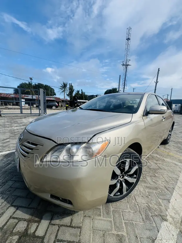 Toyota Camry 2.4 LE 2008 Zinari - 1