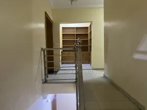1 Bedroom Shared Apartment, Asokoro