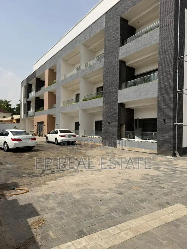 3 Bedroom Luxury Penthouse Apartment for Rent in Gwarinpa - 1