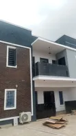 6-Bedroom Duplex don siyarwa a Ifesowopo Estate, Ibadan - 3
