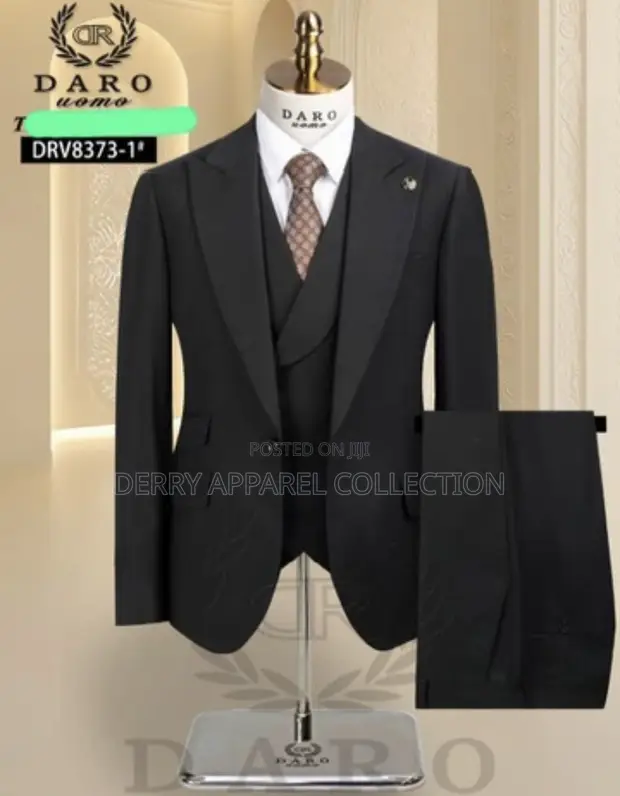 Luxury Men's Formal Suit - Brand New - 1